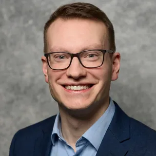Porträt Dennis Rathke
